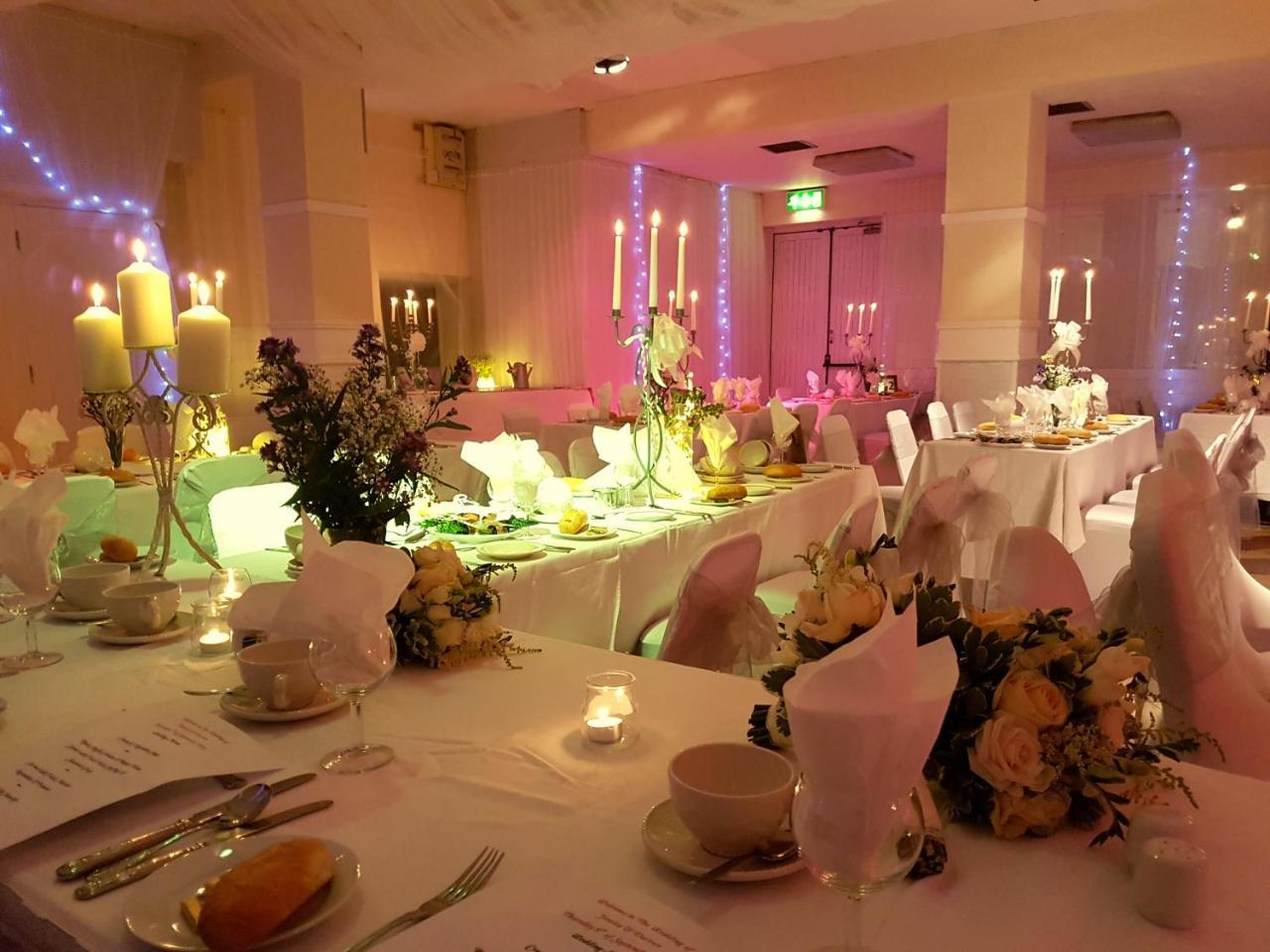The Town House Hotel Naas Bagian luar foto